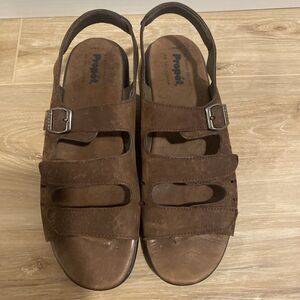 Propet Sandal Women’s Size 11 AA Brown Leather Air Cell Cushion Lightly Used